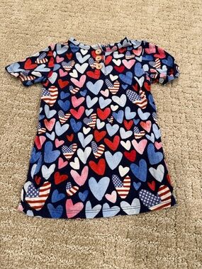 Posh Peanut Navy Red Pink Blue Heart Short Sleeve Top